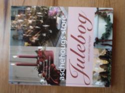 Billede af bogen Aschehougs store julebog - ideer, mad og hygge