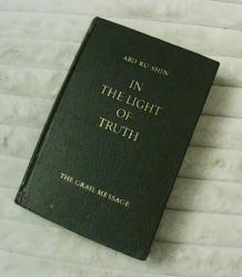 Billede af bogen In the light of truth - The Grail Message
