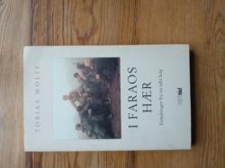 Billede af bogen I Faraos hær - Erindringer fra en tabt tid