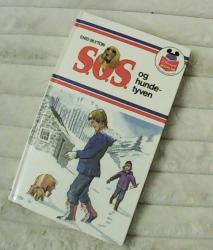 Billede af bogen S.O.S. og hundetyven
