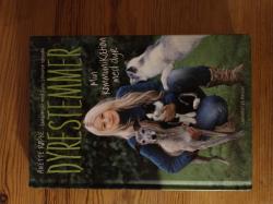 Billede af bogen Dyrestemmer - min kommunikation med dyr Billede af bogen Dyrestemmer - min kommunikation med dyr