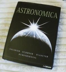 Billede af bogen Astronomica