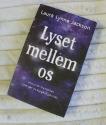 Billede af bogen Lyset mellem os