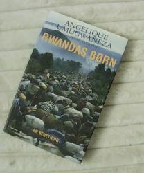 Billede af bogen Rwandas børn -  En beretning