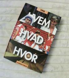 Billede af bogen Hvem Hvad Hvor 1998 Billede af bogen Hvem Hvad Hvor 1998