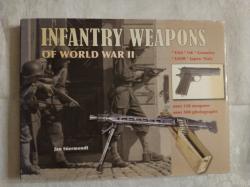 Billede af bogen Infantry weapons of world war II