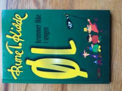 Billede af bogen Øl krummer ikke i sengen Billede af bogen Øl krummer ikke i sengen