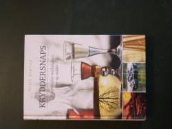 Billede af bogen Kryddersnaps - 50 opskrifter med planter, bær og rødder Billede af bogen Kryddersnaps - 50 opskrifter med planter, bær og rødder