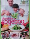 Billede af bogen Familiens kogebog - madlavning ved børnene Billede af bogen Familiens kogebog - madlavning ved børnene
