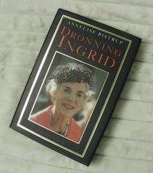 Billede af bogen Dronning Ingrid
