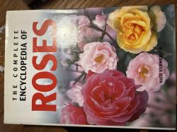 Billede af bogen The complete encyclopedia of Roses Billede af bogen The complete encyclopedia of Roses