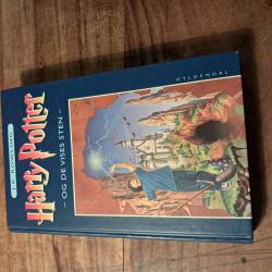 Billede af bogen Harry Potter og de vises sten Billede af bogen Harry Potter og de vises sten