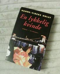 Billede af bogen En lykkelig kvinde