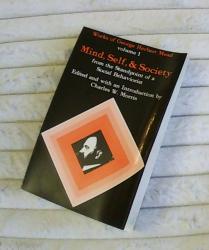 Billede af bogen Mind, self, and society  - From the Standpoint of a Social Behaviorist