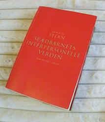 Billede af bogen Spædbarnets interpersonelle verden