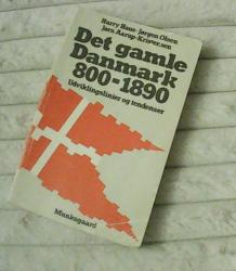 Billede af bogen Det gamle Danmark 800-1890 - Udviklingslinier og tendenser