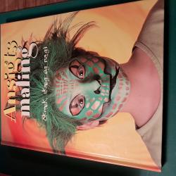 Ansigtsmaling : skræk, skæg og magi