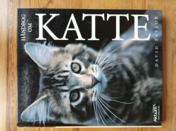 Billede af bogen Håndbog om katte
