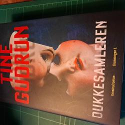 Billede af bogen Dukkesamleren