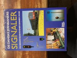 Billede af bogen De Danske jernbaners signaler   og sikkerhedssystemer gennem 150 år