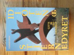 Billede af bogen Idioten og stjernedyret Billede af bogen Idioten og stjernedyret