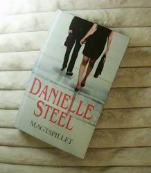 Billede af bogen Magtspillet Billede af bogen Magtspillet