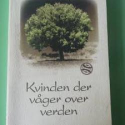 Billede af bogen Kvinden der våger over verden