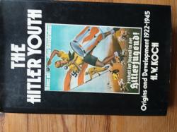 Billede af bogen The Hitler Youth - Origins and development 1922-1945
