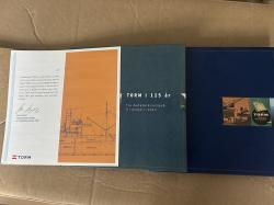 Billede af bogen TORM i 115 år - Fra Damskibsselskabet til globalt rederi