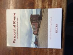 Billede af bogen På sporet af 60èrne       Tiårskavelkade om danske jernbaner