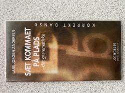 Billede af bogen Sæt kommaet på plads - det grammatiske