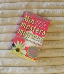 Billede af bogen Min mosters migræne - eller hvordan jeg blev kvinde