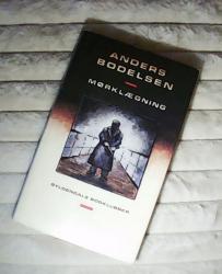 Billede af bogen Mørklægning Billede af bogen Mørklægning