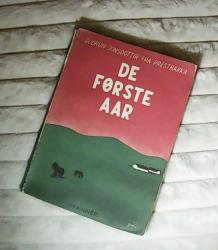 Billede af bogen De første aar Billede af bogen De første aar