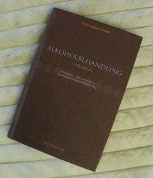 Billede af bogen Alkoholbehandling i praksis Billede af bogen Alkoholbehandling i praksis