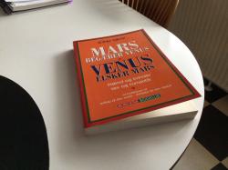 Billede af bogen Mars begærer Venus, Venus elsker Mars